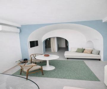 Casa Capri Mores