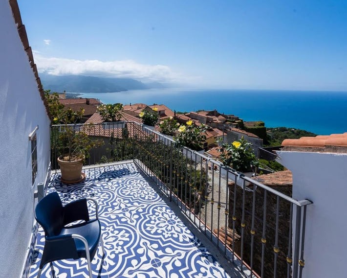 Ispani Inn Resort