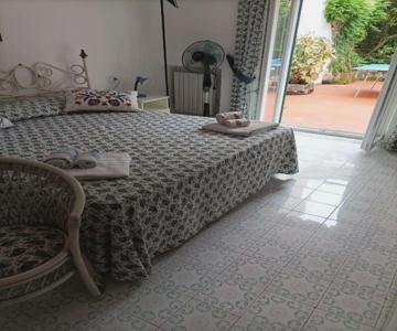 Elegante Villa al centro di Ischia Porto