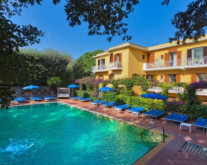 Hotel Cleopatra