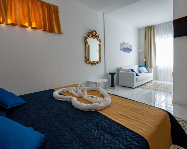 Sunset Rooms