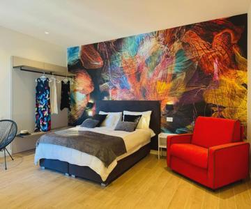 YourHome - Il Pino Rooms & Apartment