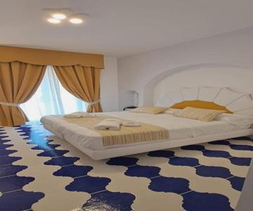DEPENDACE MINORI MARE ****
