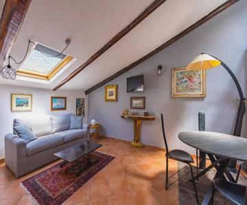 Alessios House by NapoliApartments