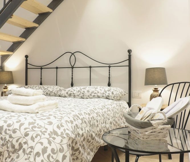 B&B Napoli La scalinata di Chiaia