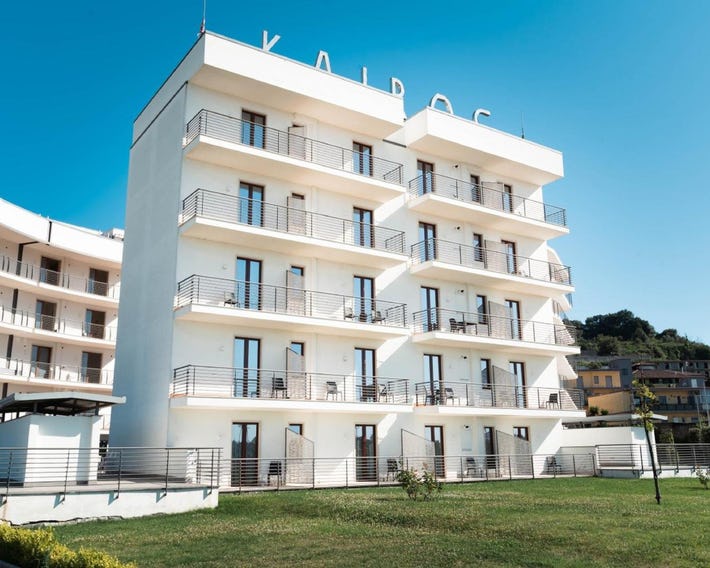 Kairos Hotel