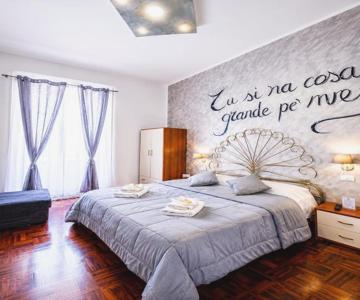 Bamba Luxury Suites Napoli Central Station