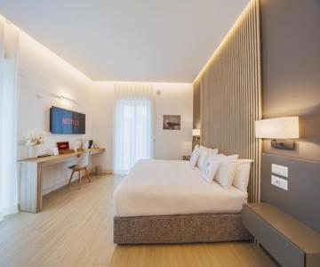 Arya Guest House