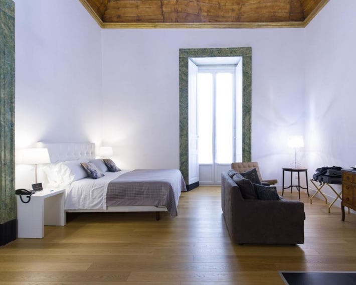 Santa Chiara Boutique Hotel