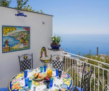 Blue Waves - De Vivo Realty Positano