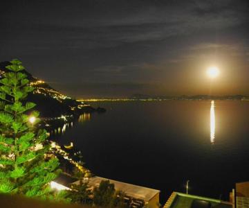 Moonlight House