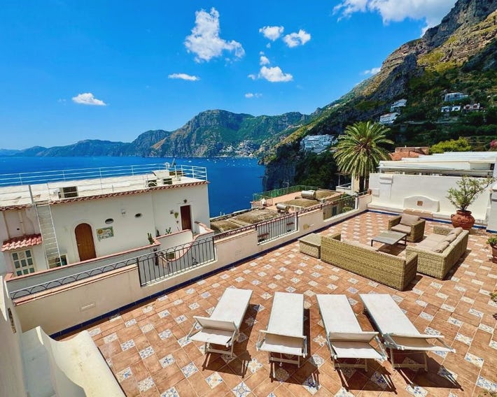 Casa Ella with Private Parking