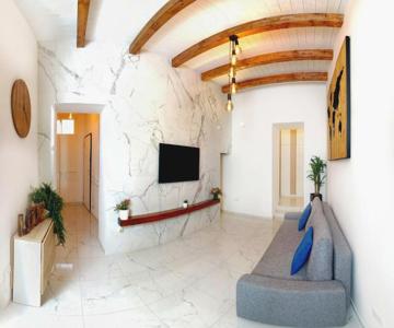 extra luxury apartment salerno center