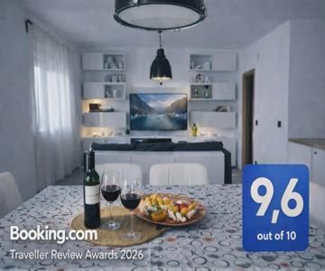 Salerno Marina Bay - Modern Apartments with Balcony & Free Parking