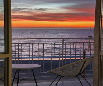 Cas- A Mare - Beachfront Luxury Suites