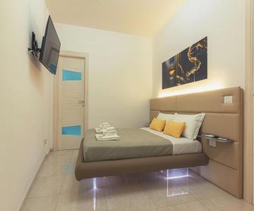 Gladius B&b