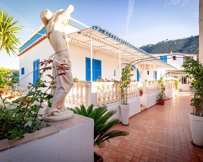 Hotel Casa Adolfo Ischia