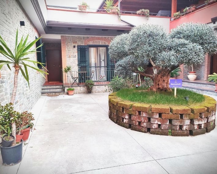 Midway House Italy Apartment