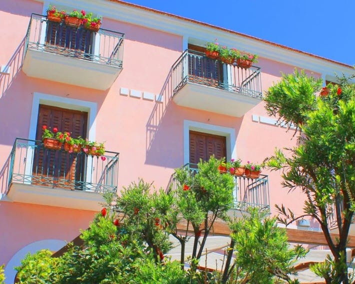 Hotel Pisacane