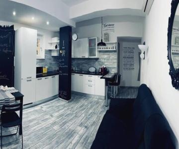 Very House