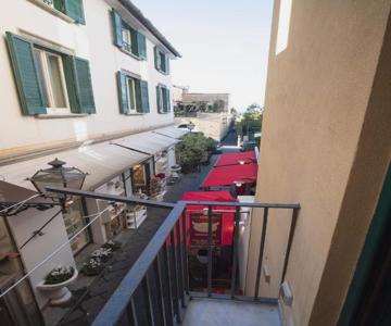 Donna Rosaria House
