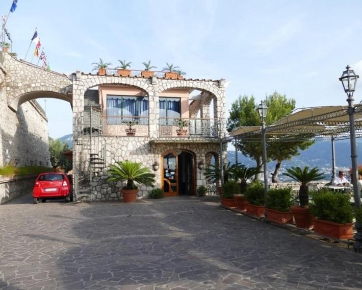 Hotel Mega Mare