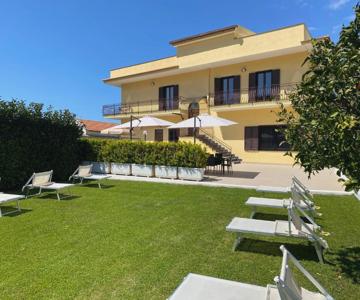 Villa Cinque