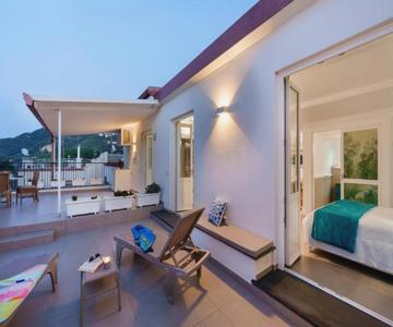 Enfasi Holiday Home