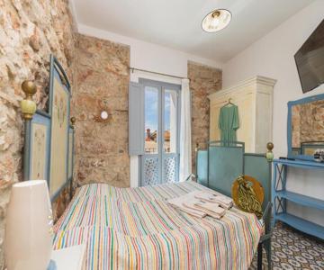 Dommu de Nannai Moro: Camera con bagno e balcone