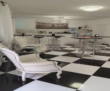 Clelia's Boutique Rooms & Suites