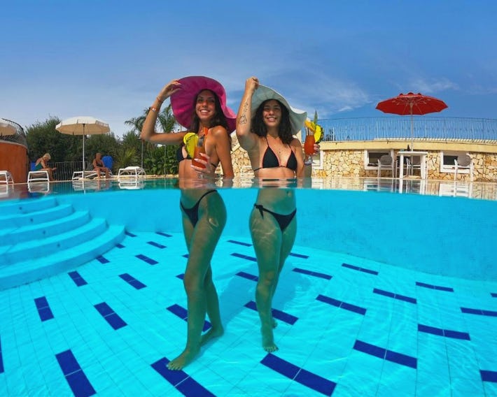 Colostrai Hotel Club