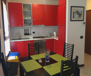 Via Acquedotto n. 66, Condominio "Le Piramidi"