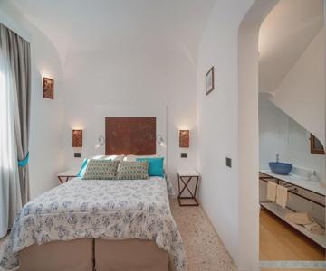 Sorella Luna Room Boutique, Centro di Olbia