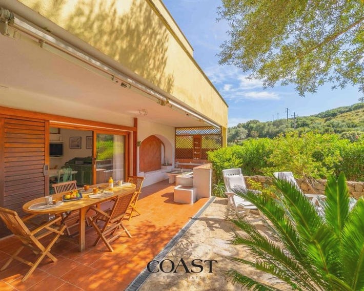 Relaxing Garden | Family-Friendly, Garden, Beaches