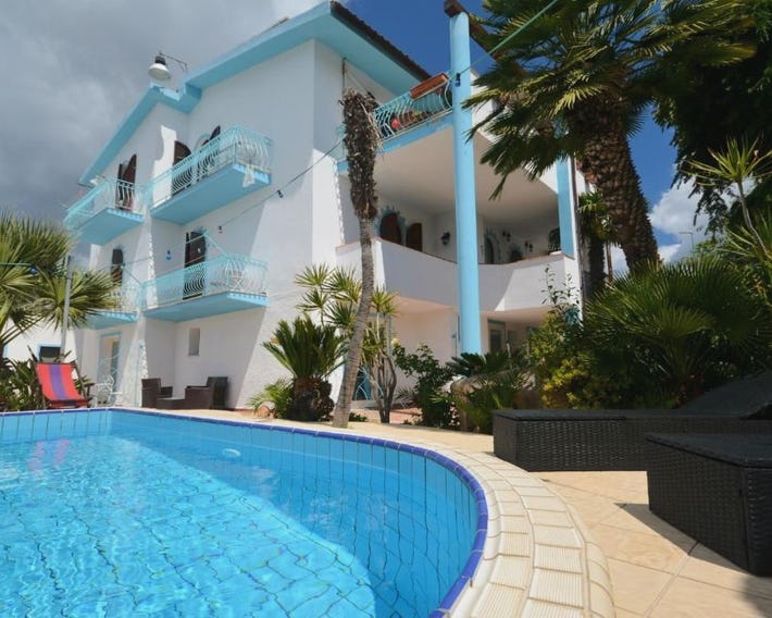 Villa Dessena Guest House
