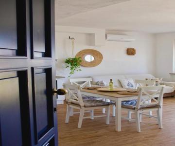 SEA LA VIE - Palau private parking with AC