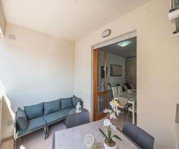 Zaffiro Apartment