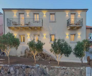 Petra Maris Luxury Rooms