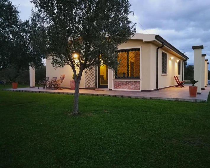 I due Ulivi - strada per La Caletta