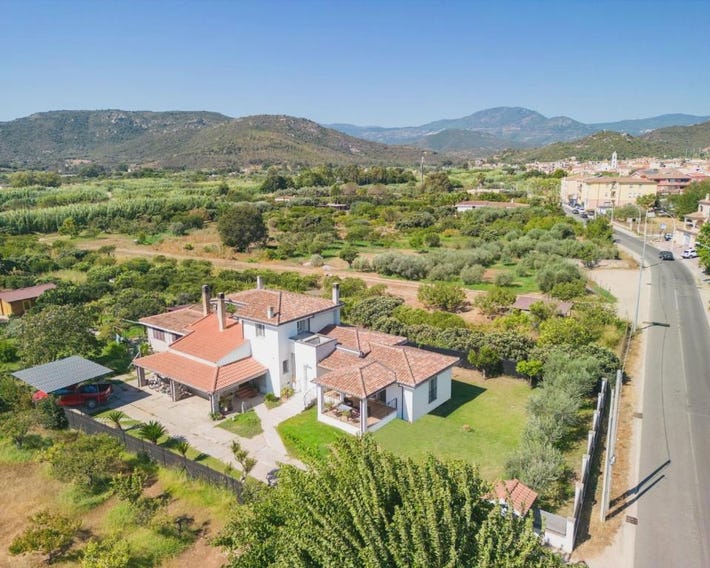 The White Villa