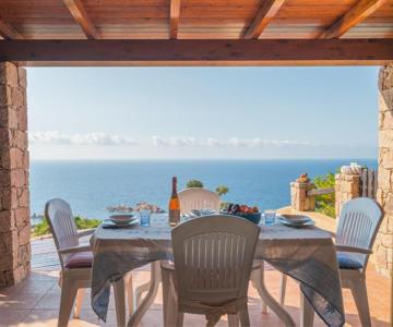 Holiday Home Maddy By Interhome