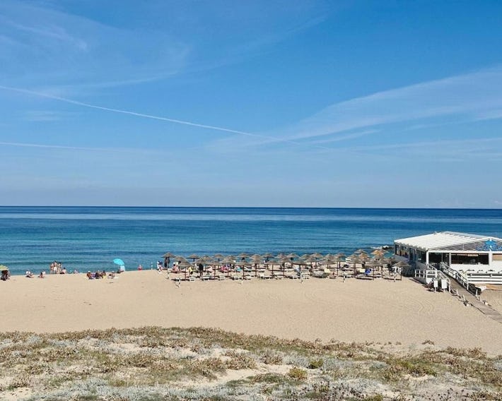 Appartamenti Magnolie-La pineta A SOLI 100 m DALLA SPIAGGIA