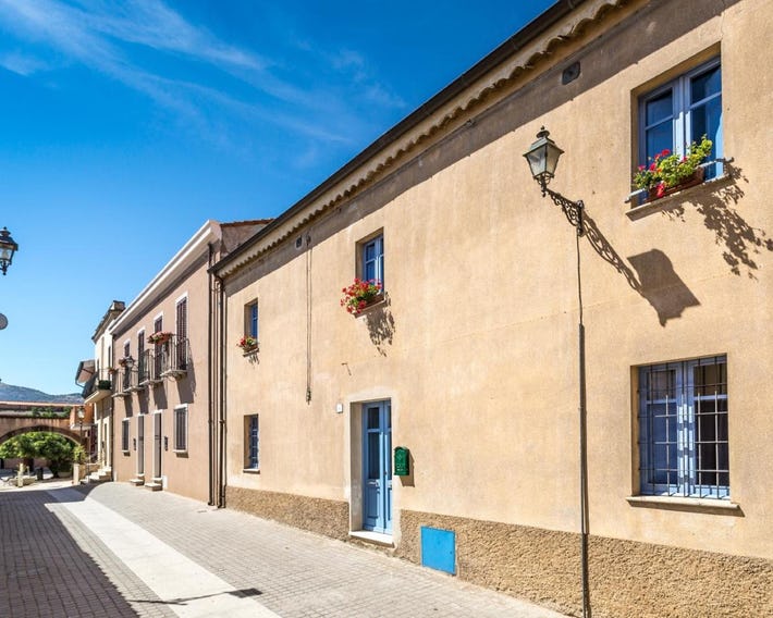 Ventanas Bed & Breakfast