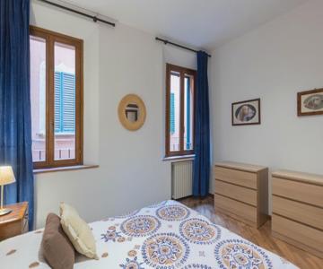 Modi, Bologna By Short Holidays