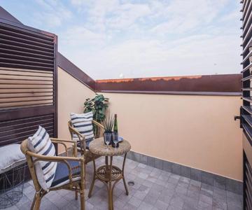 Realkasa Train Plaza Apartment