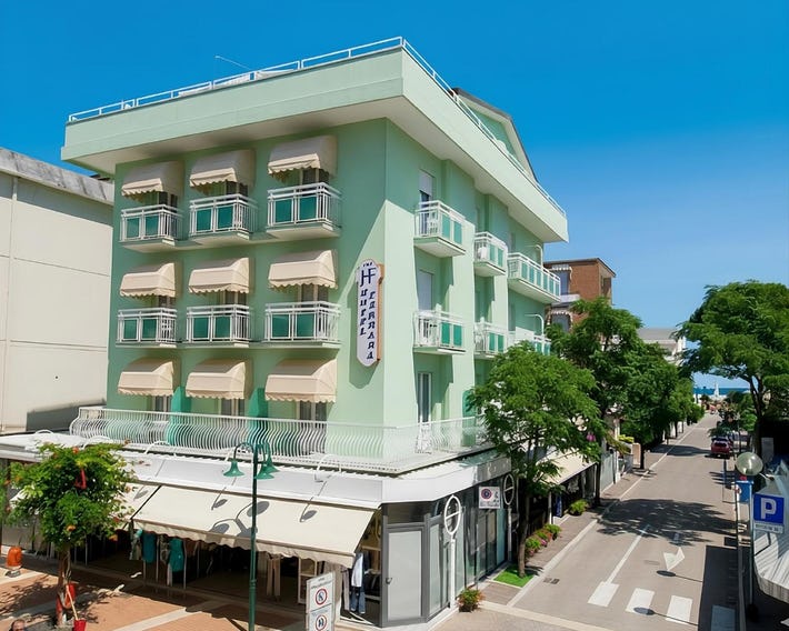 Hotel Ferrara