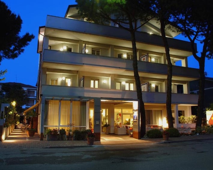 Hotel Eros Residence