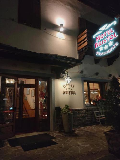 Hotel Bristol