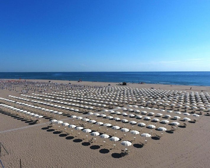 Albatross Mobile Homes on Camping Mare e Pineta