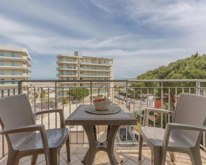 GuestHost - Lido degli Estensi Seaview Apartment